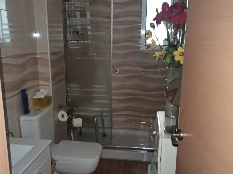 Baño de Piso en venta en Sevilla con Aire acondicionado, Calefacción y Terraza