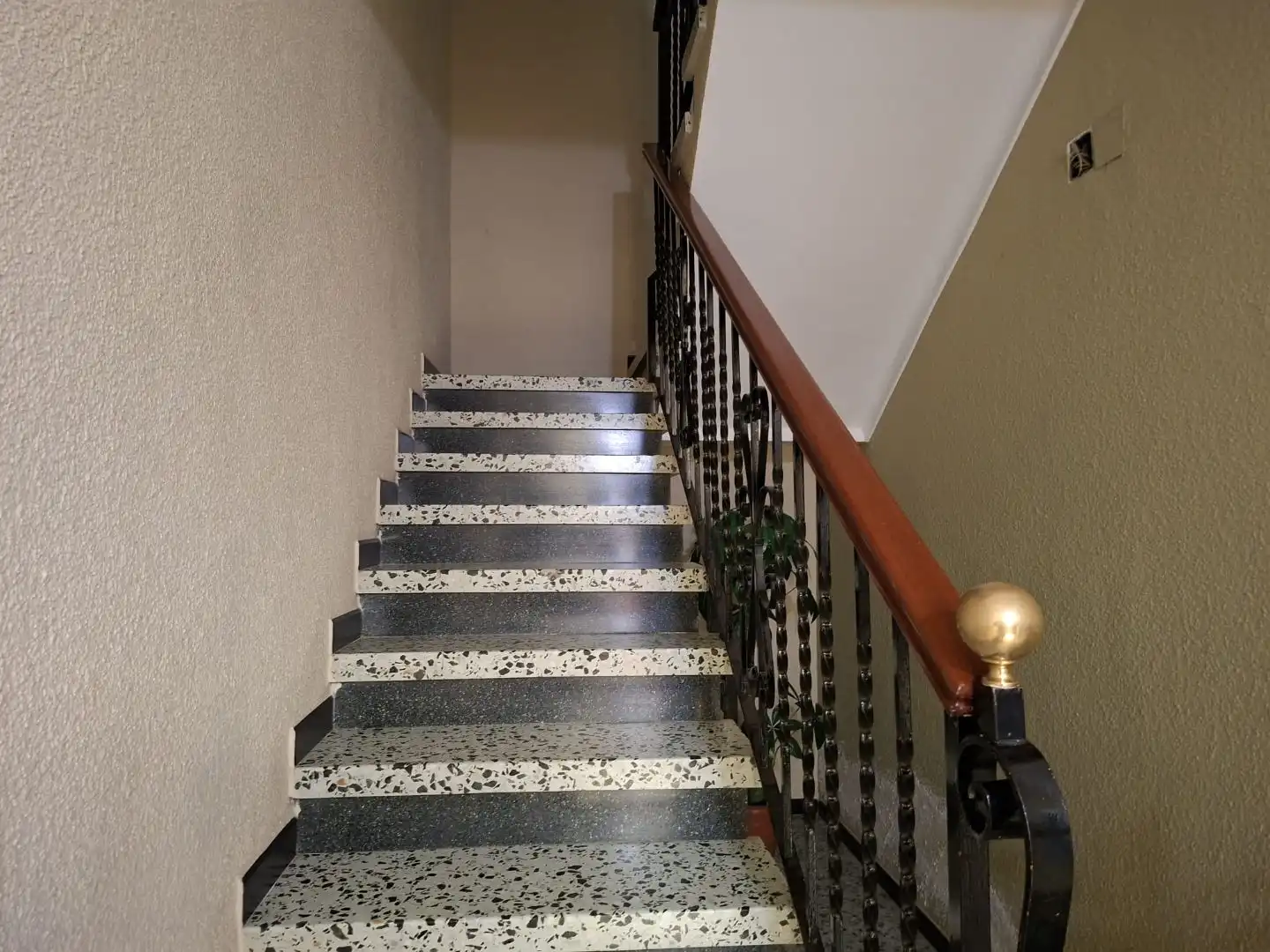 Einfamilien-Reihenhaus zum Verkauf in Carrer de Palol, 14, Vilafant Einfamilien-Reihenhaus zum Verkauf in Vilafant mit Klimaanlage, Heizung und Privatgarten