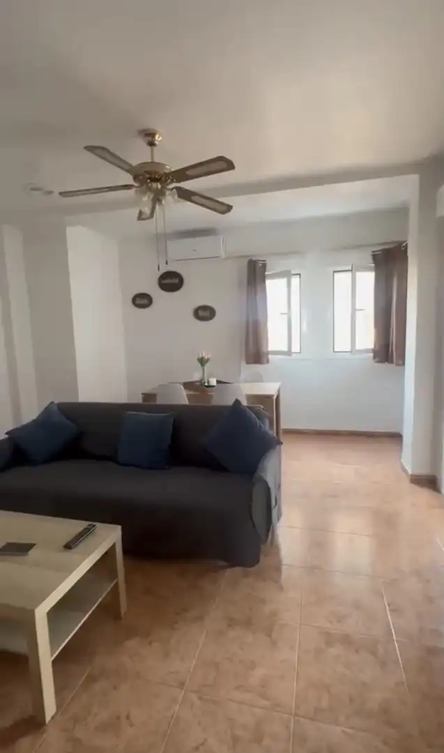 Habitación en Calle Vinaroz, 20, Ciudad Jardín - Tagarete - El Zapillo Habitación en Calle Vinaroz, 20, Ciudad Jardín - Tagarete - El Zapillo