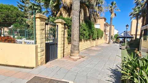 Dúplex en venta en Calle Aurora de Albornoz, 2, San Luis de Sabinillas, Manilva - imagen 2 Foto 2 de Dúplex en venta en Calle Aurora de Albornoz, 2, San Luis de Sabinillas, Manilva