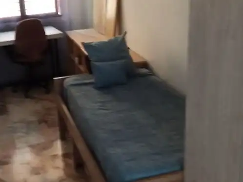 Pis de lloguer a Calle del Alcalde de la Cruz Ceballos, 9, Ciudad Jardín - Zoco Dormitori de Pis de lloguer en Córdoba Capital amb Aire condicionat