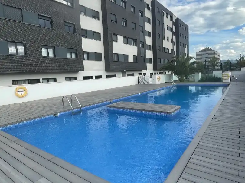 Piso en venta en Calle Sorzano, 16, La Cava - Fardachón Piscina de Piso en venta en Logroño con Aire acondicionado, Terraza y Piscina