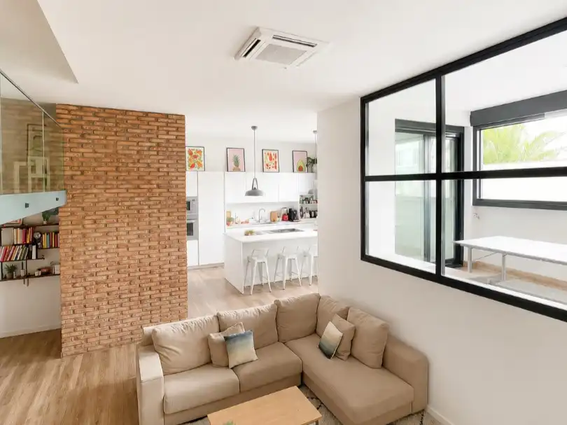 Piso en venta en Calle Sorzano, 16, La Cava - Fardachón Sala de estar de Piso en venta en Logroño con Aire acondicionado, Terraza y Piscina