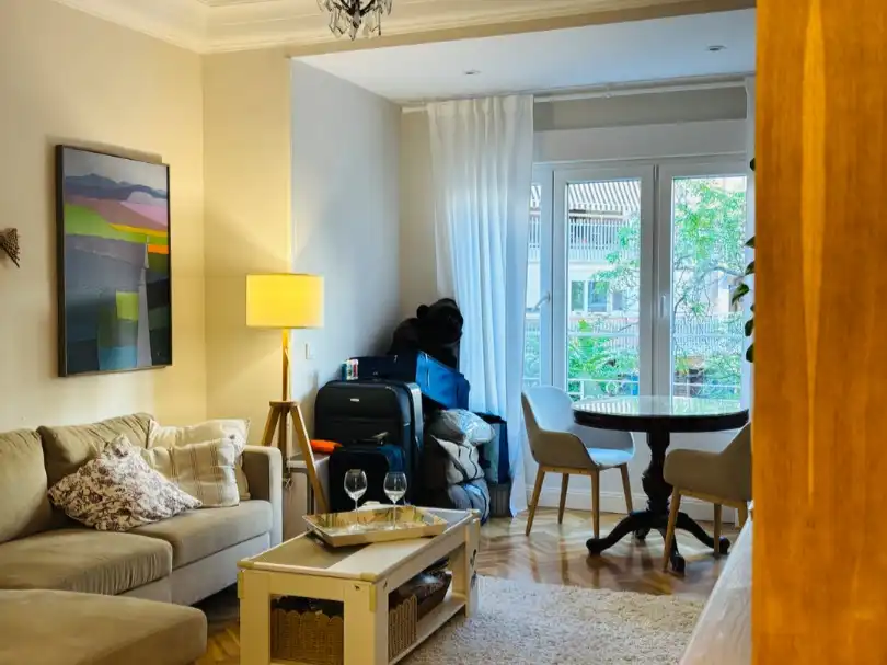 Flat for rent in Calle de Isaac Peral, 48, Vallehermoso Living room of Flat for rent in Madrid with Air Conditioner, Heating and Parquet flooring