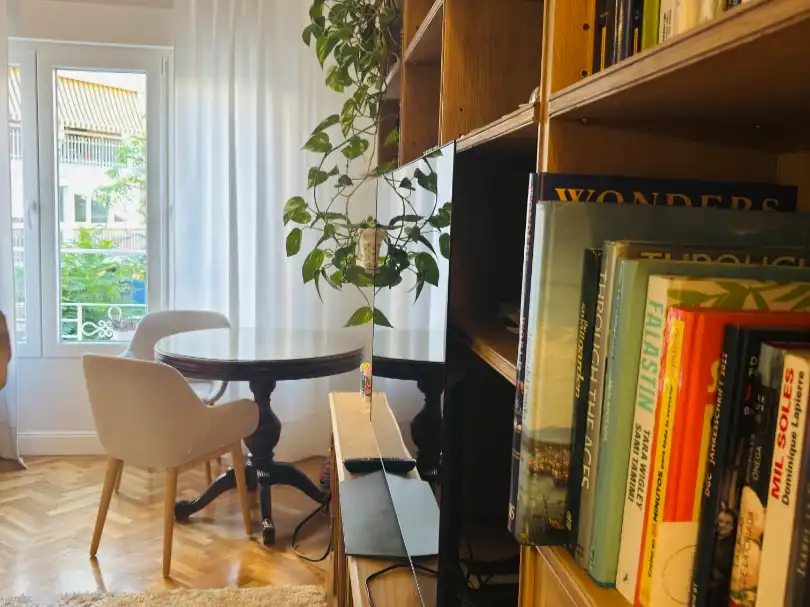 Flat for rent in Calle de Isaac Peral, 48, Vallehermoso Dining room of Flat for rent in Madrid with Air Conditioner, Heating and Parquet flooring