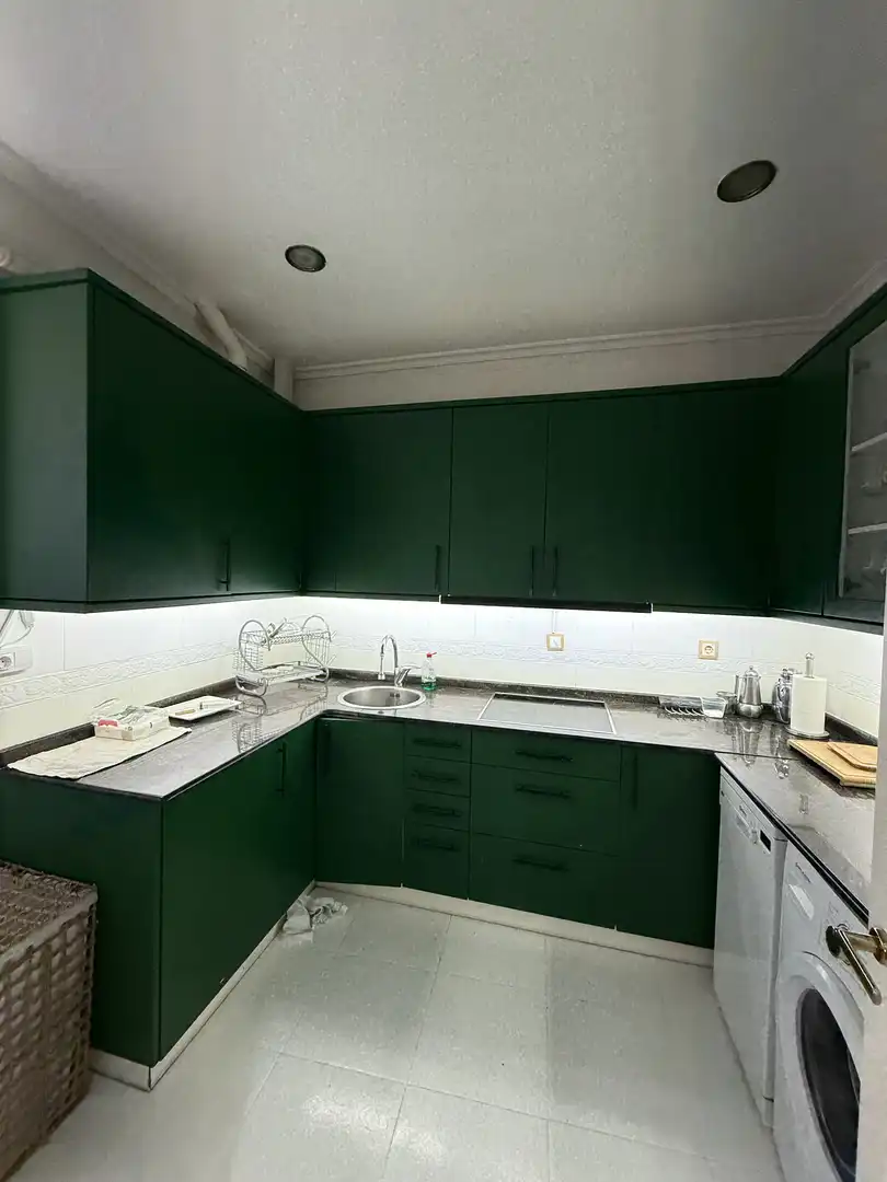 Wohnung zum Verkauf in Villarías Kalea, 8, Plaza Circular Küche von Wohnung zum Verkauf in Bilbao mit Balkon