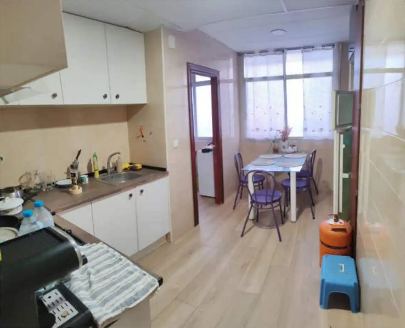 Wohnung zur Miete in Ciudad de Asís Küche von Wohnung zur Miete in Alicante / Alacant mit Möbliert