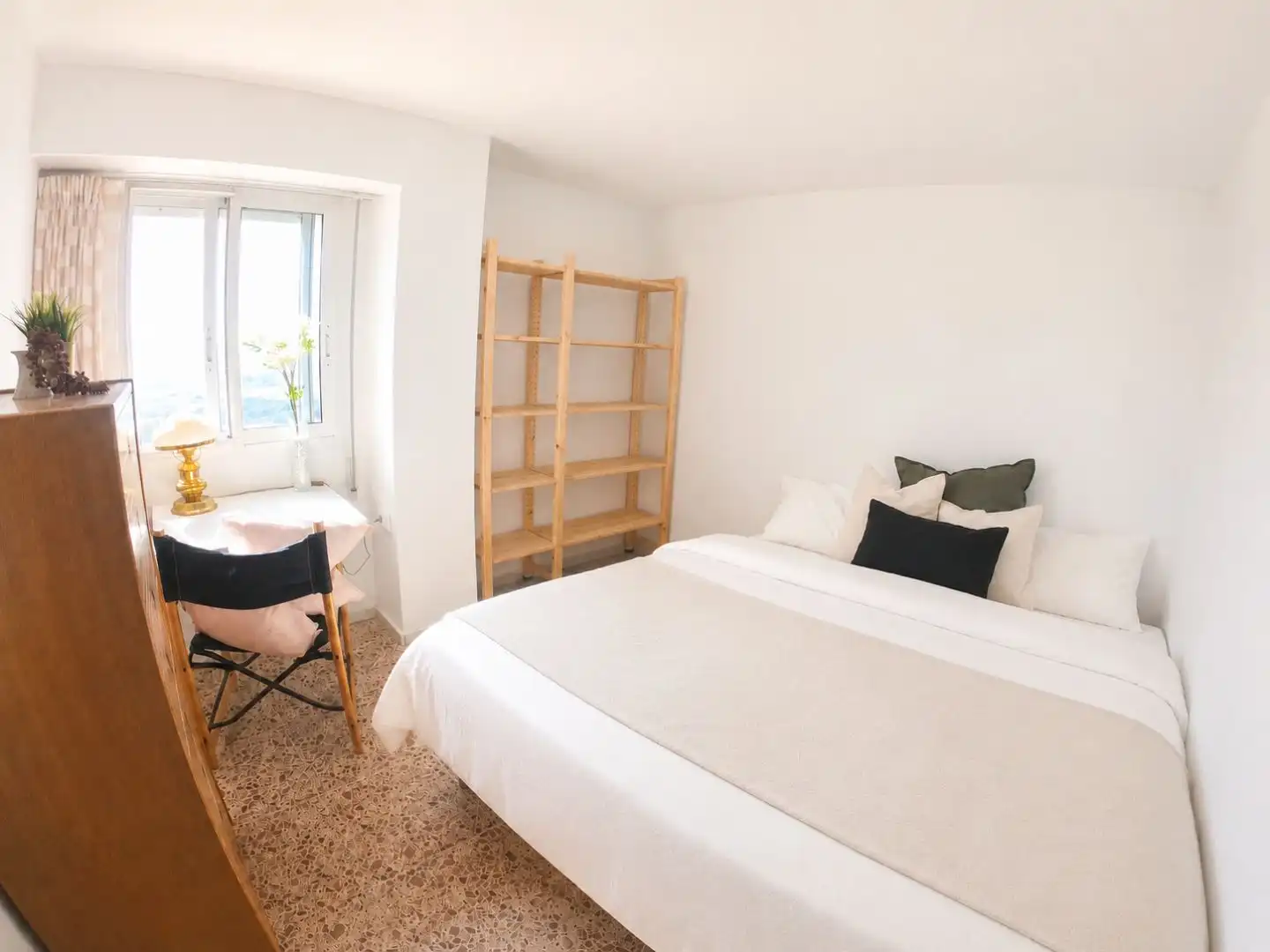 Ático de alquiler en Avinguda de les Gavines, 103, El Perellonet Habitación de Ático de alquiler en Valencia con Aire acondicionado, Calefacción y Terraza