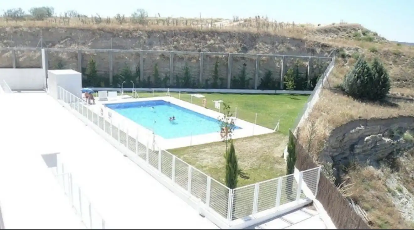 Piso en venta en Camino Ocaña, 406, Ontígola Piscina de Piso en venta en Ontígola con Aire acondicionado, Calefacción y Parquet