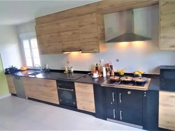 Casa o chalet en venta en AC-550, 6, Noia Cocina de Casa o chalet en venta en Noia con Calefacción, Jardín privado y Parquet