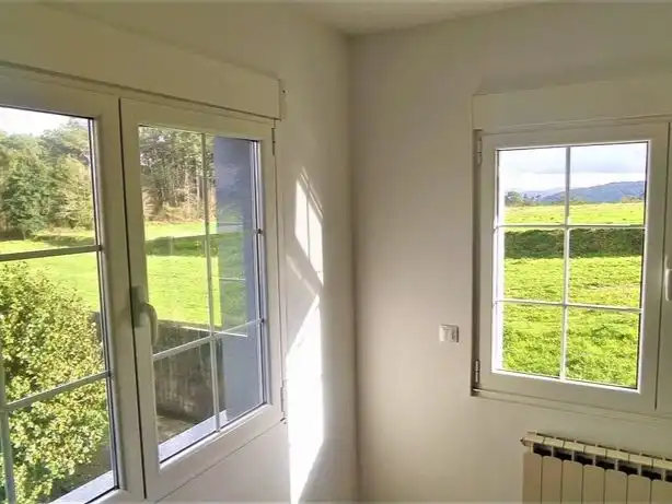 Casa o chalet en venta en AC-550, 6, Noia Habitación de Casa o chalet en venta en Noia con Calefacción, Jardín privado y Parquet
