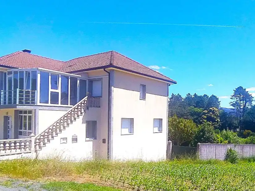 Casa o chalet en venta en AC-550, 6, Noia Vista exterior de Casa o chalet en venta en Noia con Calefacción, Jardín privado y Parquet