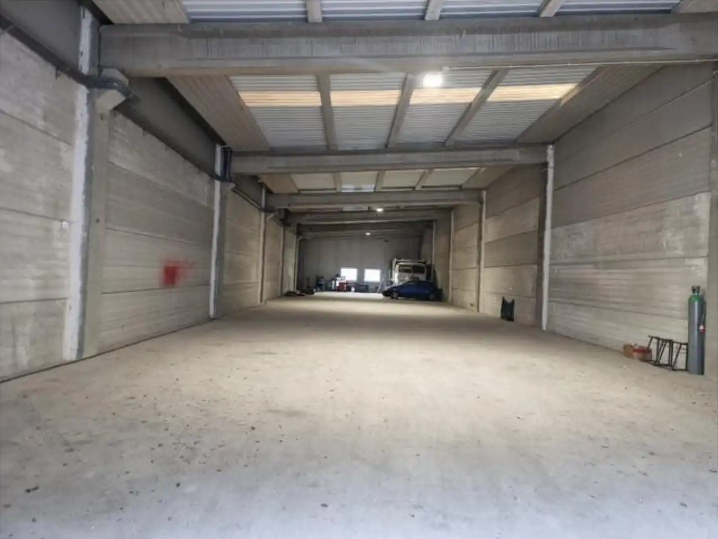 Industrial buildings for rent in Vallirana