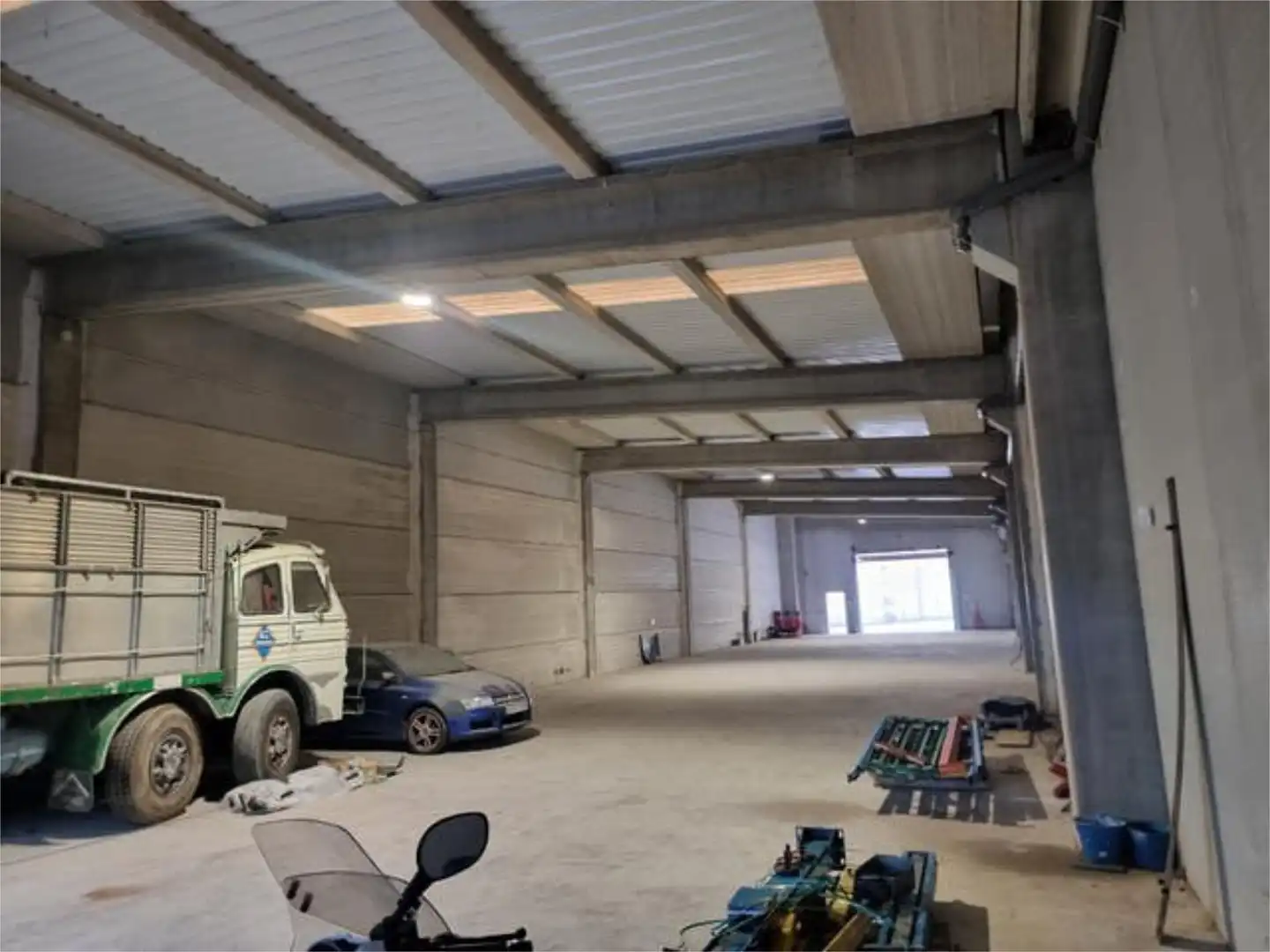 Industrial buildings for rent in Vallirana