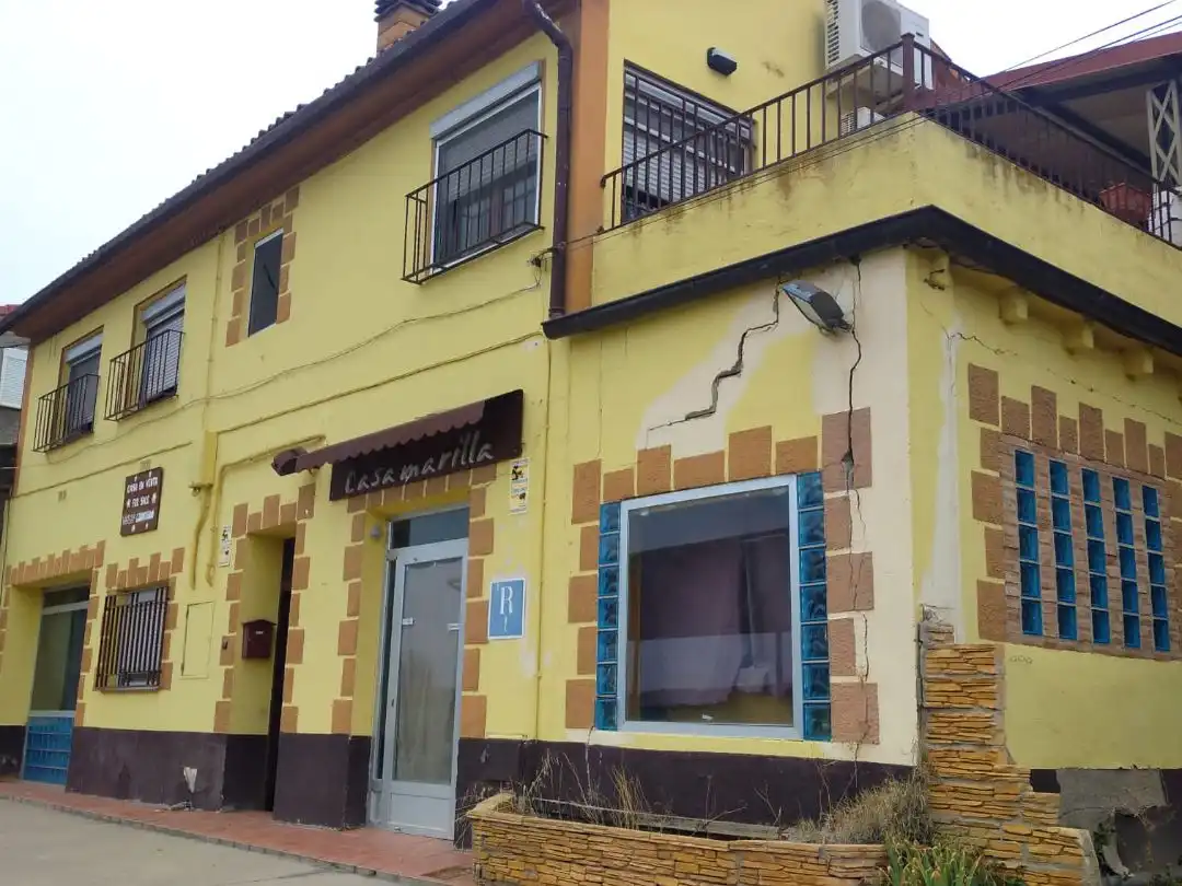 Casa o chalet en venta en Calle de Huesca, 8, Castillazuelo Vista exterior de Casa o chalet en venta en Castillazuelo con Aire acondicionado, Calefacción y Jardín privado