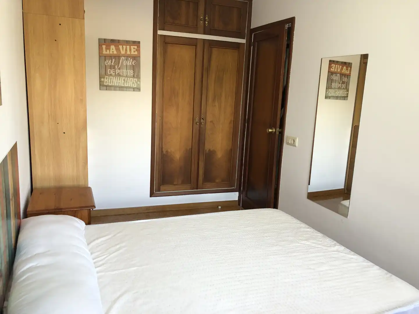 Wohnung zur Miete in Rúa de Vista Alegre, 88, Campus Norte - San Caetano Schlafzimmer von Wohnung zur Miete in Santiago de Compostela mit Balkon