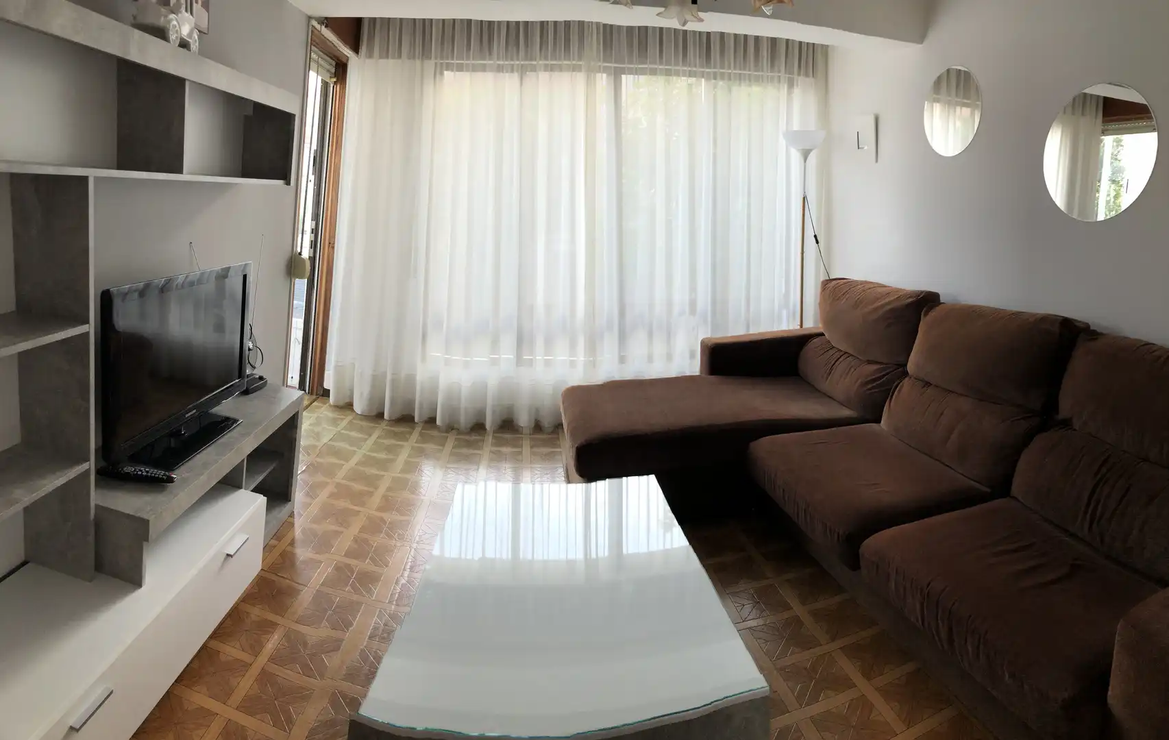 Wohnung zur Miete in Rúa de Vista Alegre, 88, Campus Norte - San Caetano Wohnzimmer von Wohnung zur Miete in Santiago de Compostela mit Balkon