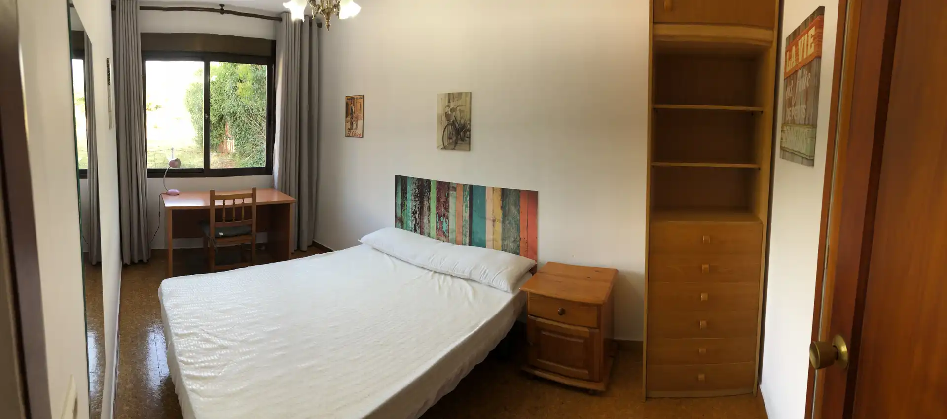 Wohnung zur Miete in Rúa de Vista Alegre, 88, Campus Norte - San Caetano Schlafzimmer von Wohnung zur Miete in Santiago de Compostela mit Balkon