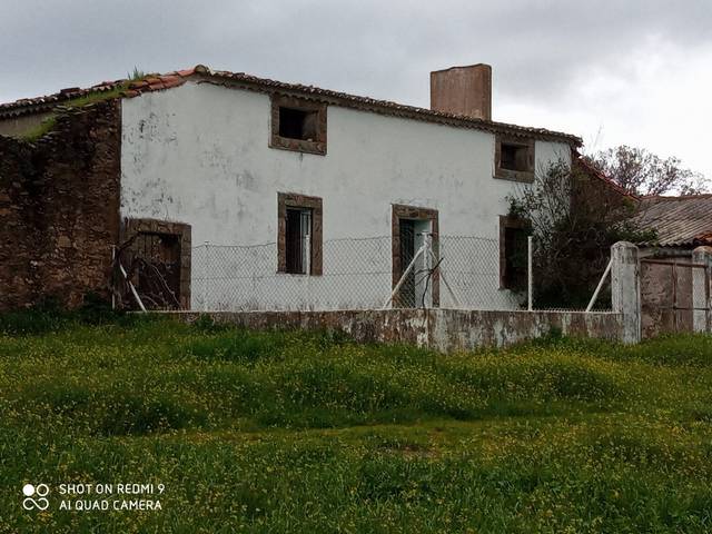 Finca rústica en Venta en Calle Constitución, 2 en Aldeacentenera