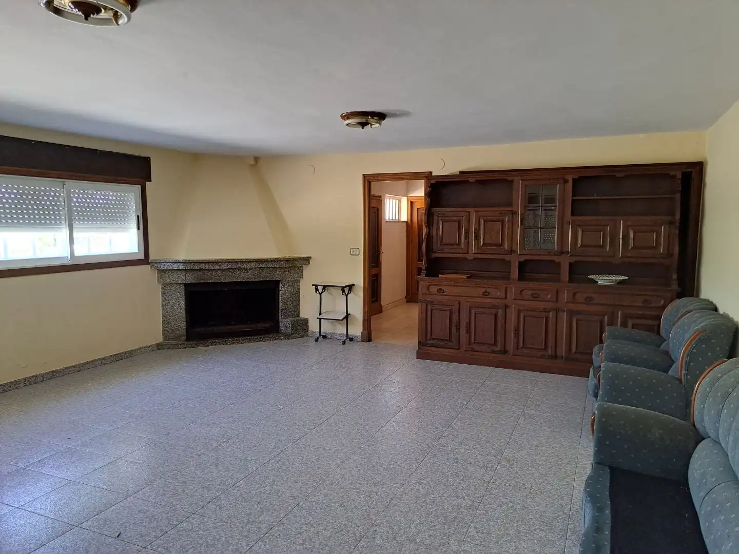 Casa o chalet en venta en Barrio Barreiro, 14, Xinzo de Limia Sala de estar de Casa o chalet en venta en Xinzo de Limia con Calefacción, Jardín privado y Parquet