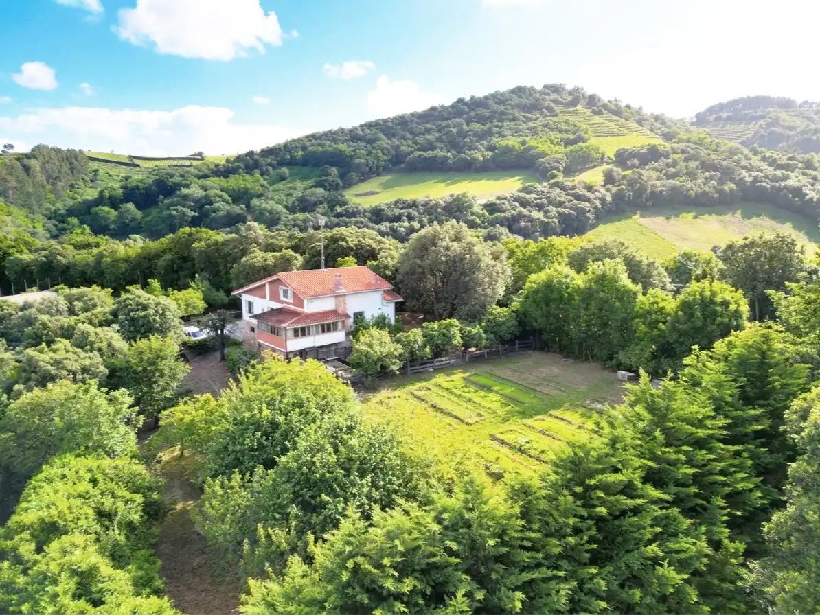 Piso en venta en GI-3811, 6, Zumaia Piso en venta en Zumaia con Calefacción, Jardín privado y Terraza