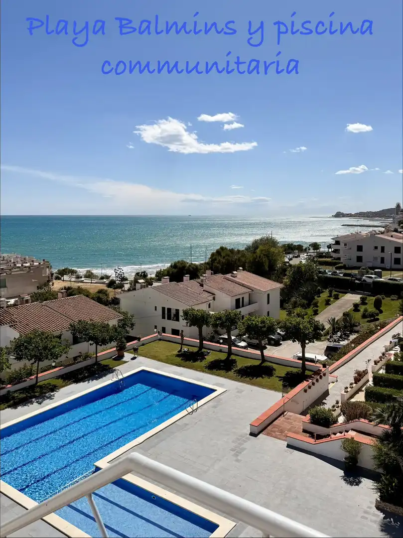 Piso en venta en Avinguda d'Emerencià Roig i Raventós, 16, Aiguadolç - Sant Sebastià Vista exterior de Piso en venta en Sitges con Jardín privado, Parquet y Piscina