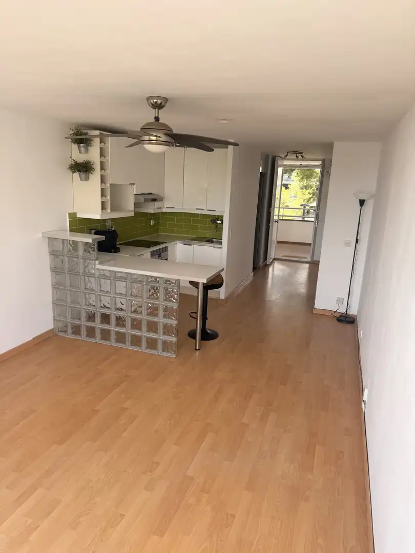 Piso en venta en Avinguda d'Emerencià Roig i Raventós, 16, Aiguadolç - Sant Sebastià Cocina de Piso en venta en Sitges con Jardín privado, Parquet y Piscina