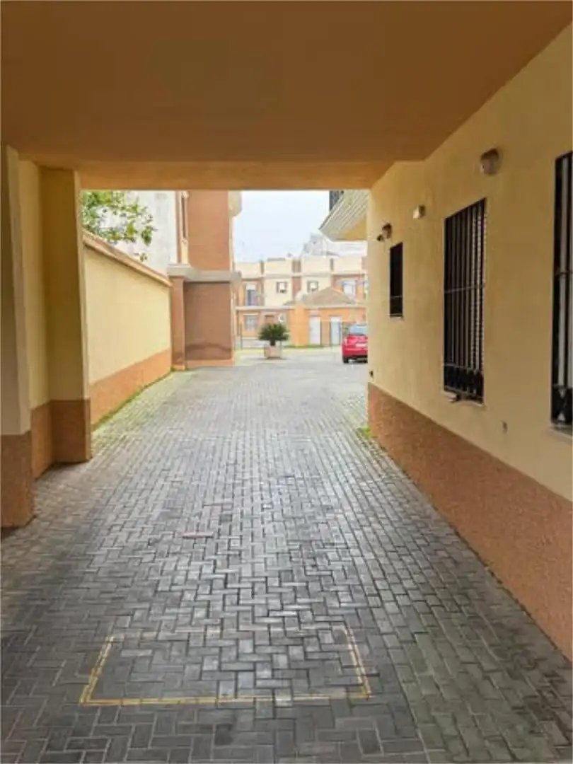 Flat for sale in Centro - Doña Mercedes Exterior view of Flat for sale in Dos Hermanas with Heating, Private garden and Terrace