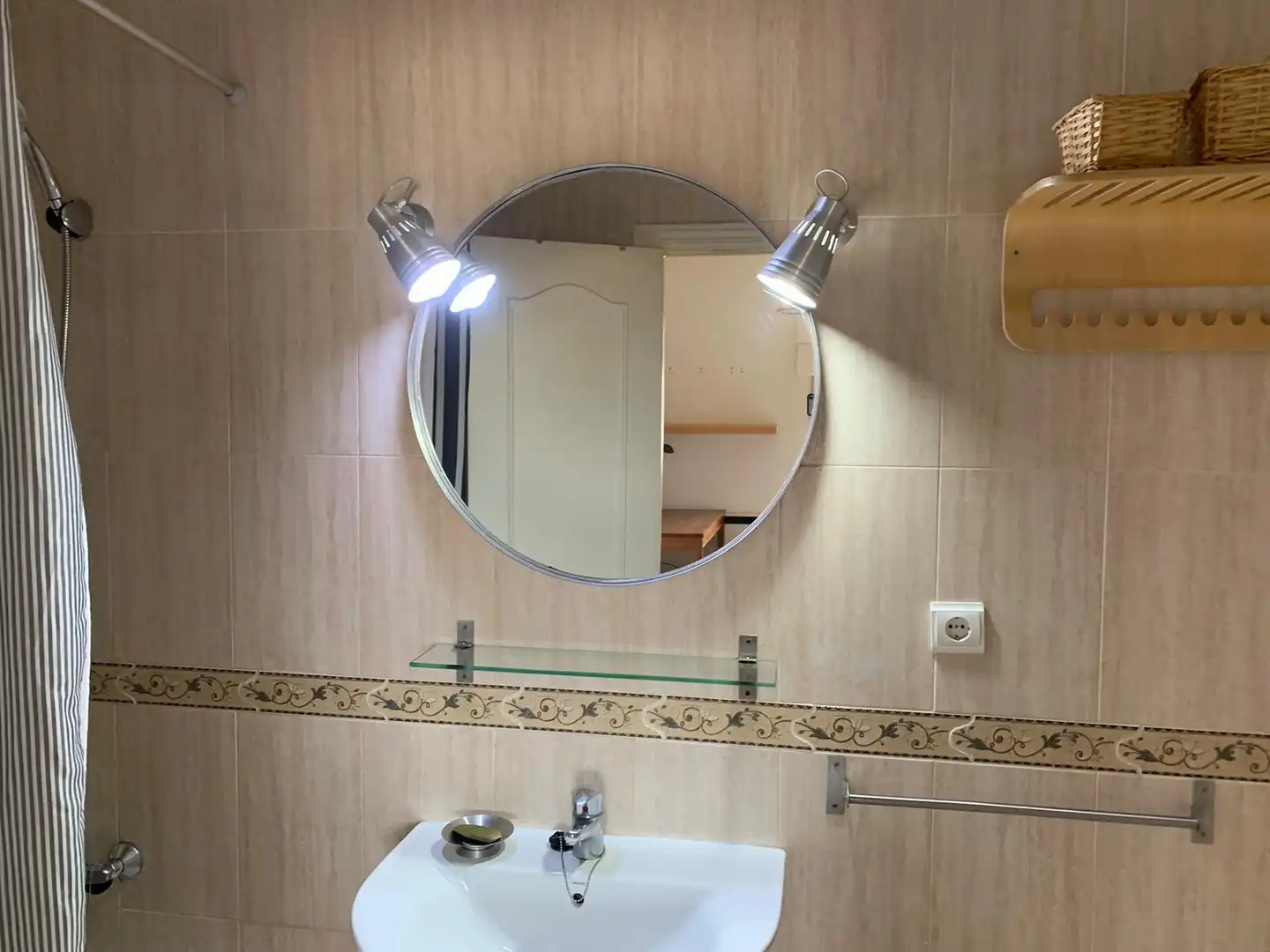 Piso de alquiler en Calle Piscina, 2, Cazorla Baño de Piso de alquiler en Cazorla con Aire acondicionado, Calefacción y Parquet