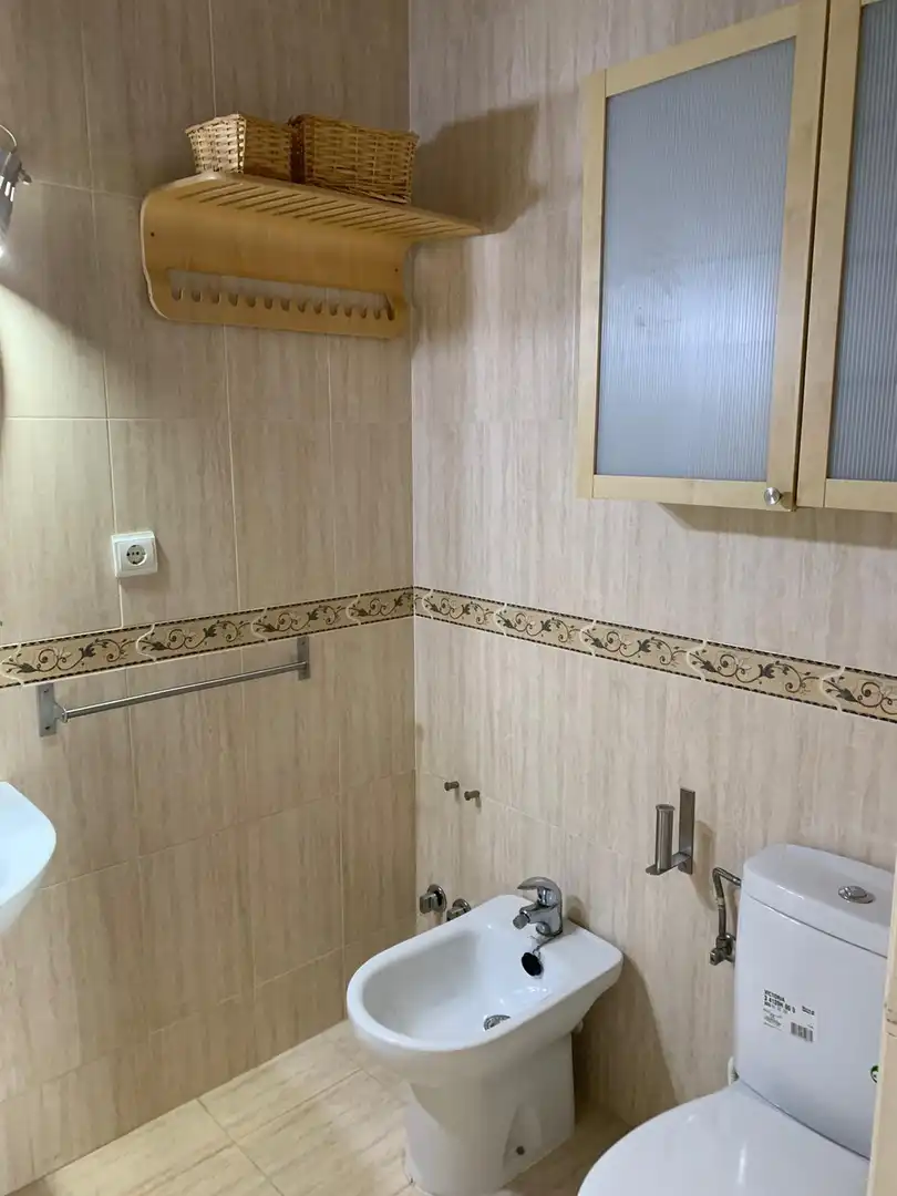 Piso de alquiler en Calle Piscina, 2, Cazorla Baño de Piso de alquiler en Cazorla con Aire acondicionado, Calefacción y Parquet