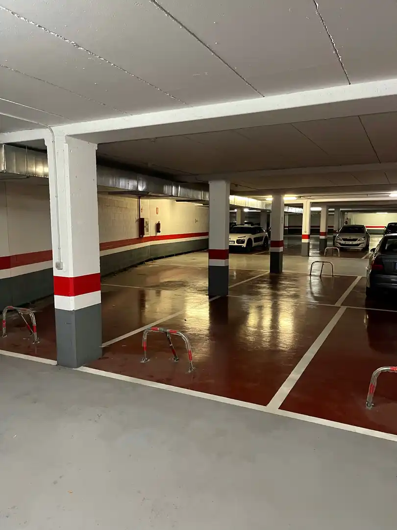 Parking of Garage for rent in Burgos