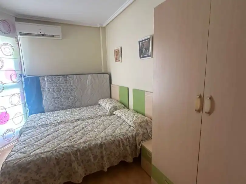 Flat for rent in Calle Virgen de la Paloma, 9, Zona Playa del Cura Bedroom of Flat for rent in Torrevieja with Air Conditioner, Terrace and Furnished