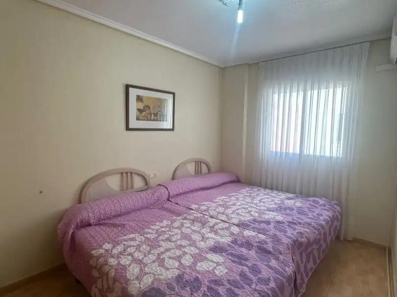 Flat for rent in Calle Virgen de la Paloma, 9, Zona Playa del Cura Bedroom of Flat for rent in Torrevieja with Air Conditioner, Terrace and Furnished
