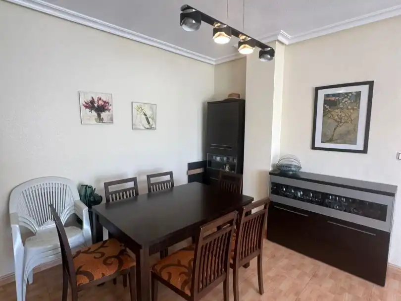 Flat for rent in Calle Virgen de la Paloma, 9, Zona Playa del Cura Dining room of Flat for rent in Torrevieja with Air Conditioner, Terrace and Furnished