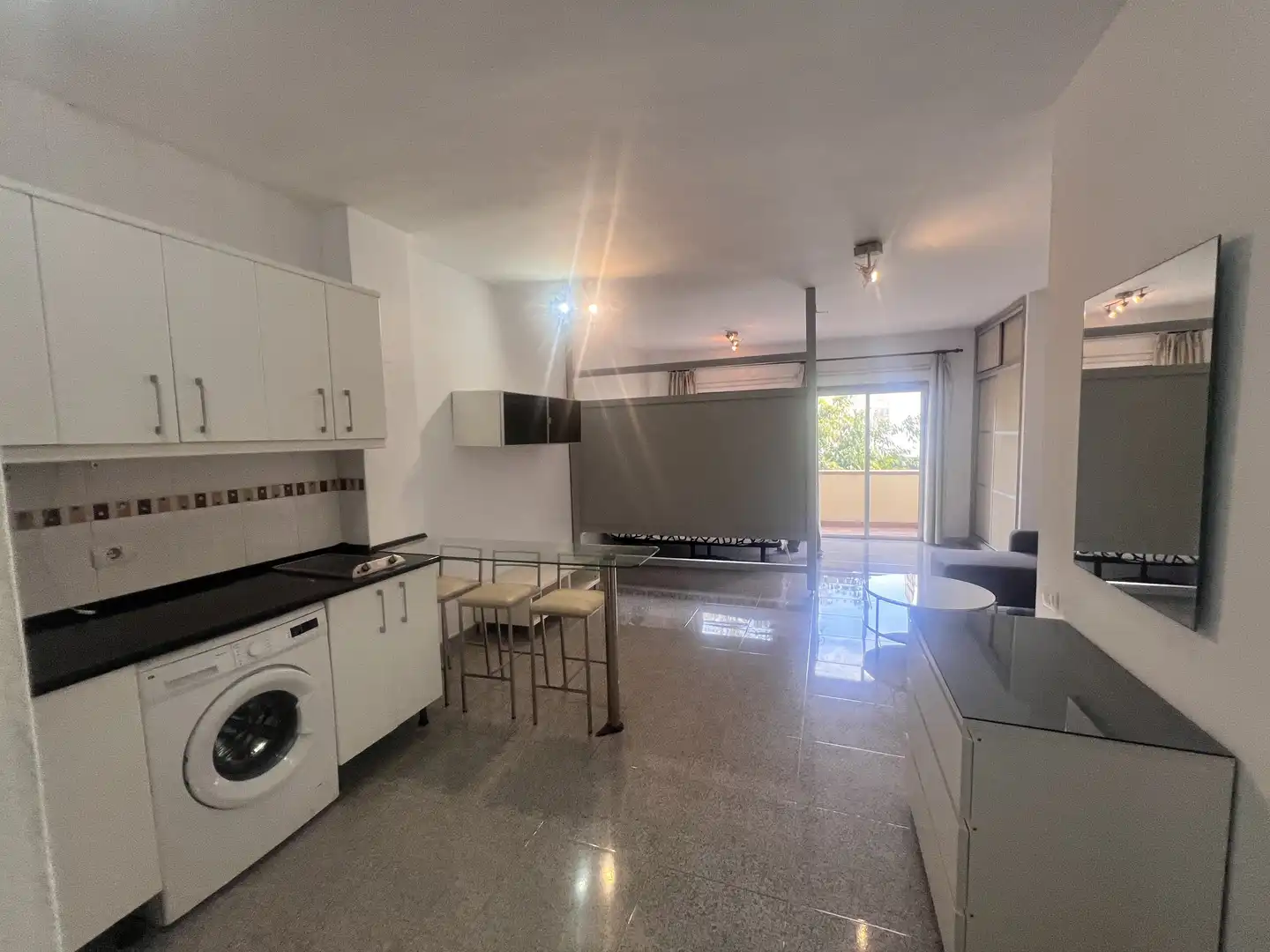 Piso de alquiler en Calle Fernando Guanarteme, 34, Santa Catalina - Canteras Vista exterior de Piso de alquiler en Las Palmas de Gran Canaria con Amueblado y Balcón