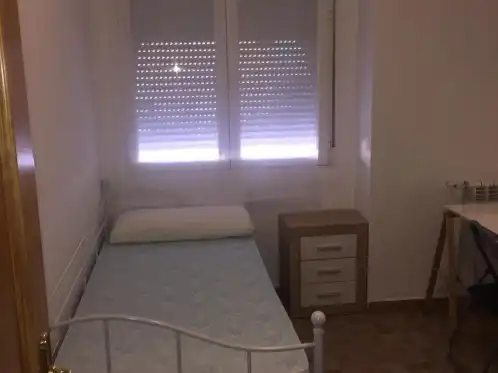 Flat for rent in Calle Demetrio Spínola, 17, Rosaleda - Juventud Bedroom of Flat for rent in Granada Capital with Terrace