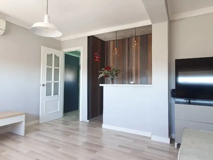 Flat for rent in Calle Gallega de la Moneda, 6, San Pablo Flat for rent in Sevilla with Air Conditioner, Heating and Parquet flooring
