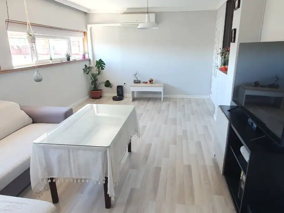 Flat for rent in Calle Gallega de la Moneda, 6, San Pablo Dining room of Flat for rent in Sevilla with Air Conditioner, Heating and Parquet flooring