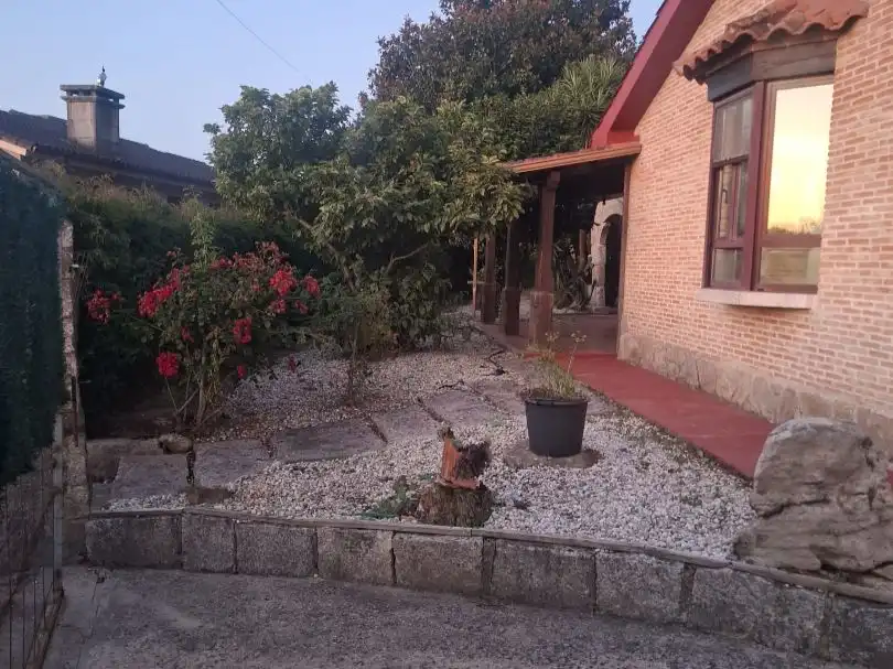 Casa o chalet en venta en Tui Jardín de Casa o chalet en venta en Tui con Terraza y Piscina