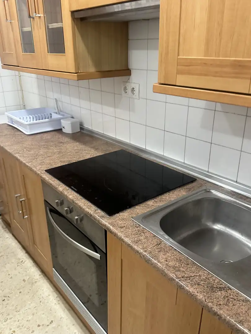 Küche von Wohnung zur Miete in  Cádiz Capital mit Klimaanlage und Balkon