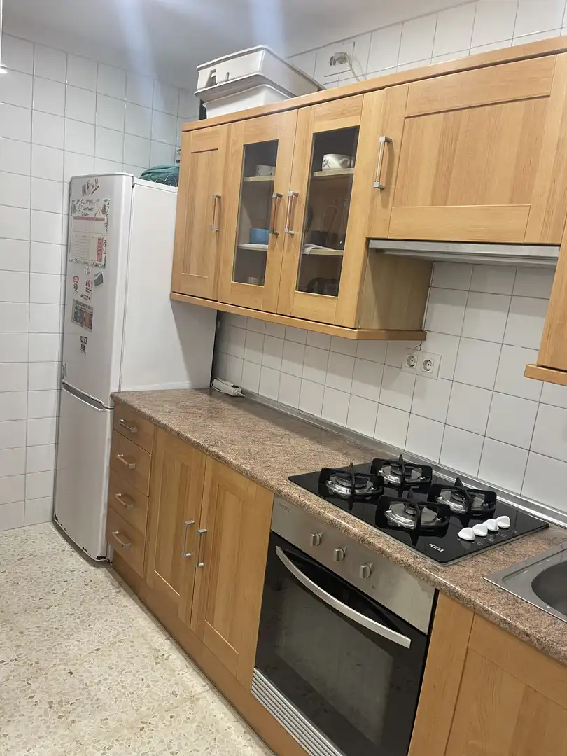 Küche von Wohnung zur Miete in  Cádiz Capital mit Klimaanlage und Balkon