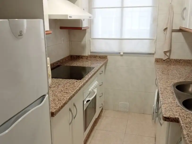 Kitchen of Flat for rent in Granada  with Air Conditioner, Heating and Furnished