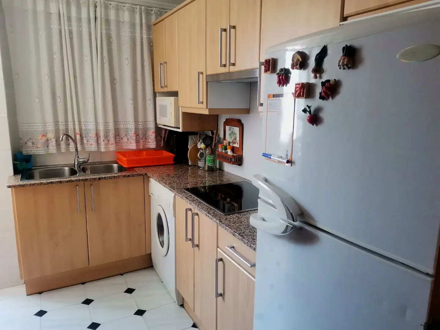 Apartamento en venta en Carrer de Menorca, 23, Playa de Gandia Cocina de Apartamento en venta en Gandia con Aire acondicionado