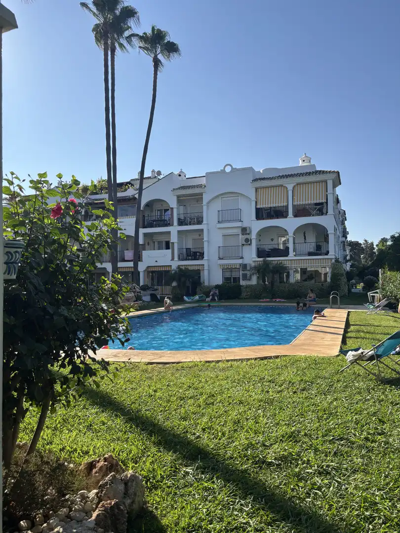 Piso de alquiler en Avenida de Francia, 2, Mijas Golf Piscina de Piso de alquiler en Mijas con Aire acondicionado, Calefacción y Jardín privado