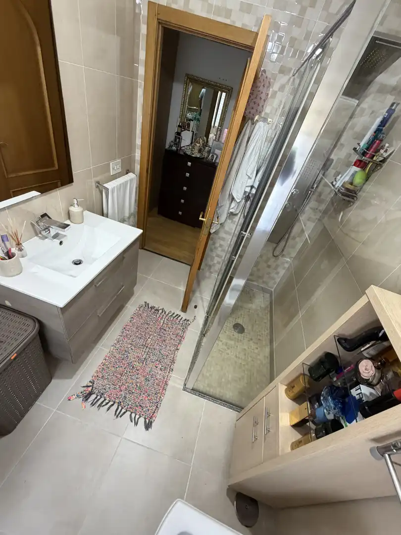 Detached homes for sale in Rúa Manuel Rodríguez, 132, O Porriño Bathroom of Detached homes for sale in O Porriño with Terrace and Balcony