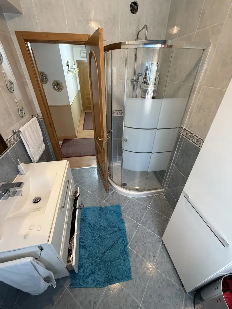 Detached homes for sale in Rúa Manuel Rodríguez, 132, O Porriño Bathroom of Detached homes for sale in O Porriño with Terrace and Balcony