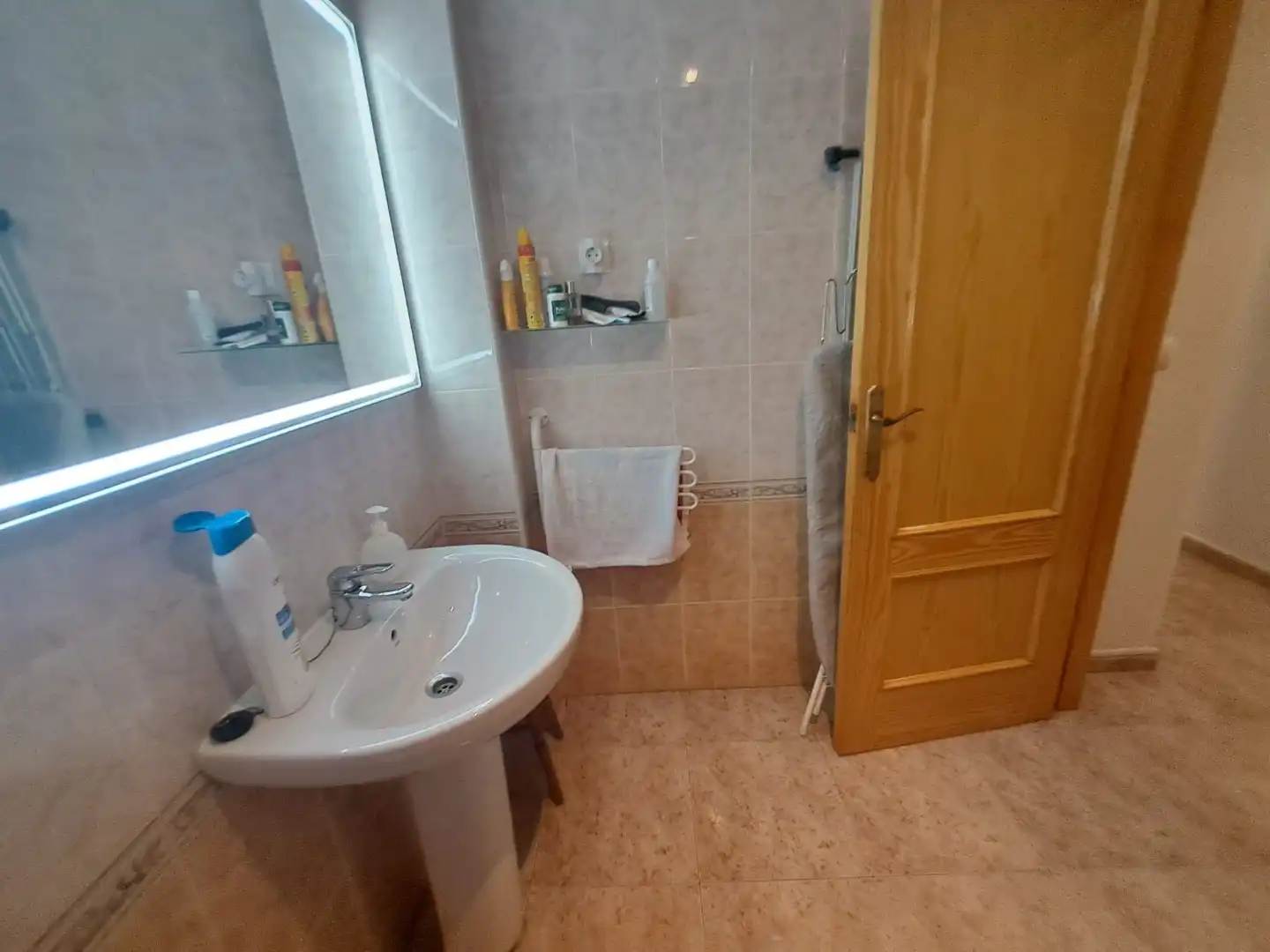 Baño de Piso de alquiler en San Javier con Aire acondicionado, Amueblado y Horno