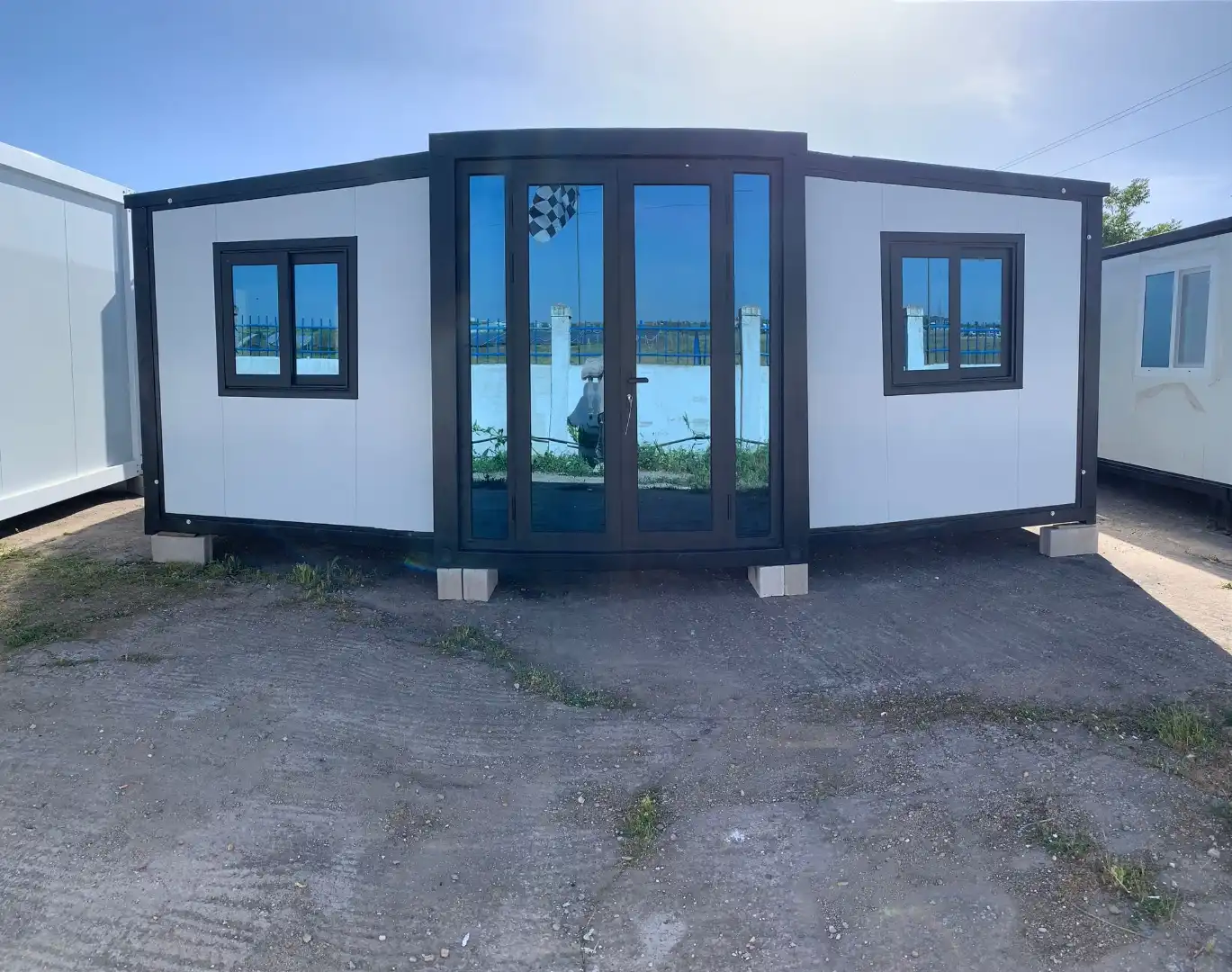 Vista exterior de Planta baja en venta en Villaviciosa de Odón