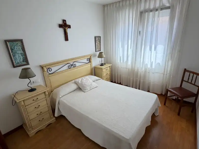Piso de alquiler en Calle Víctor García de la Concha, 5, Villaviciosa - Amandi Habitación de Piso de alquiler en Villaviciosa con Calefacción, Parquet y Amueblado
