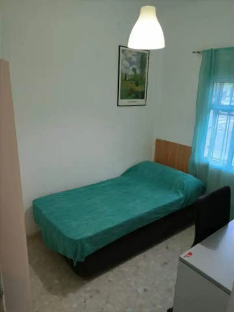 Flat for rent in Barrio León Flat for rent in Barrio León